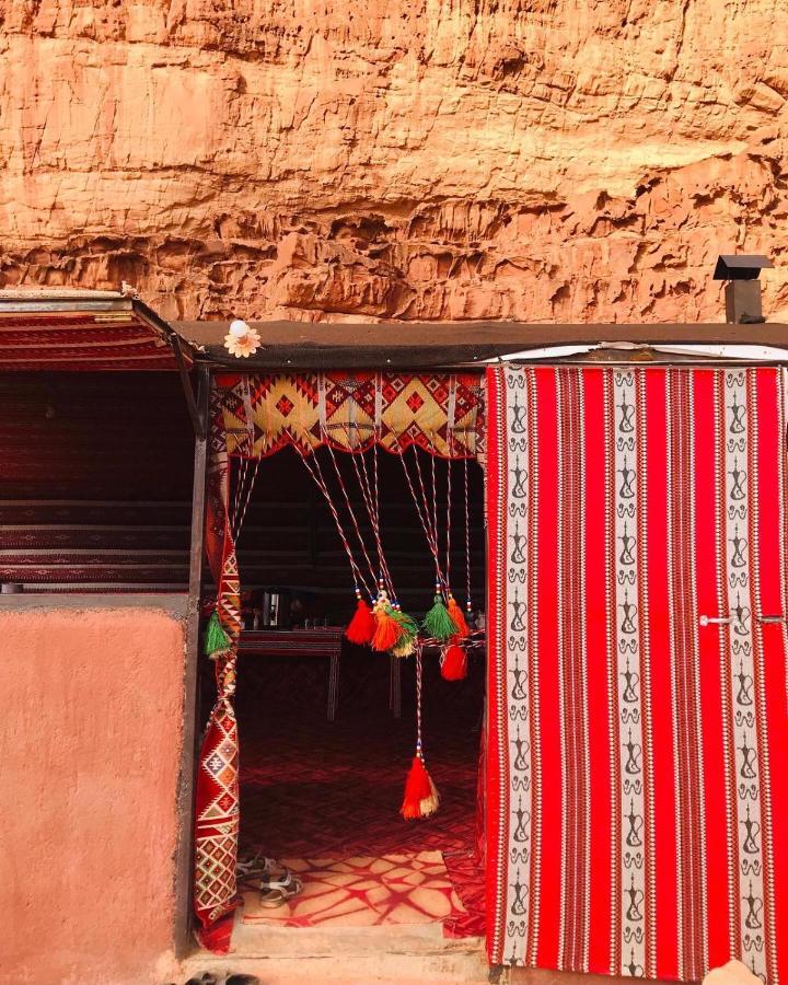 Wadi Rum Desert Heart Camp Екстер'єр фото